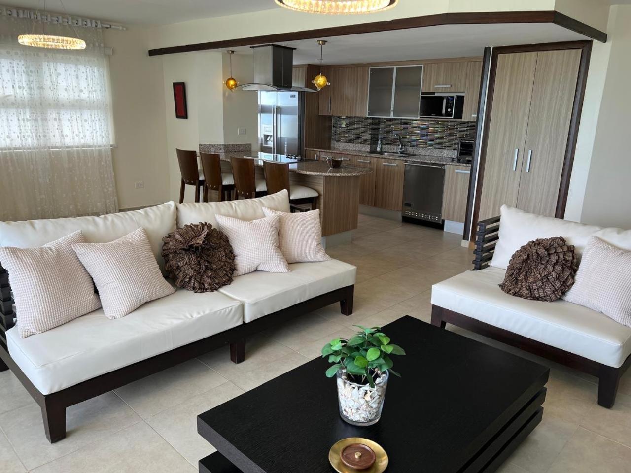 Marbella-Seaview-Frontbeach-Cozy-3Br-4Bds-8Pax-Wifi Apartment ฆวนโดลีโอ ภายนอก รูปภาพ