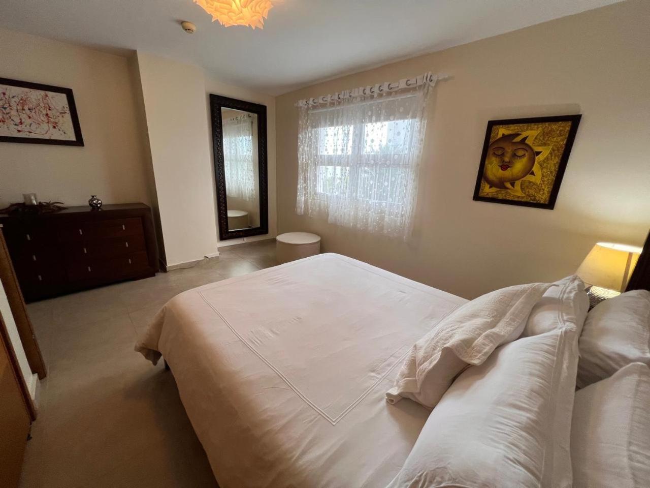 Marbella-Seaview-Frontbeach-Cozy-3Br-4Bds-8Pax-Wifi Apartment ฆวนโดลีโอ ภายนอก รูปภาพ